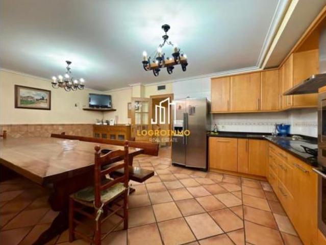 Chalet en venta en Villamediana de Iregua