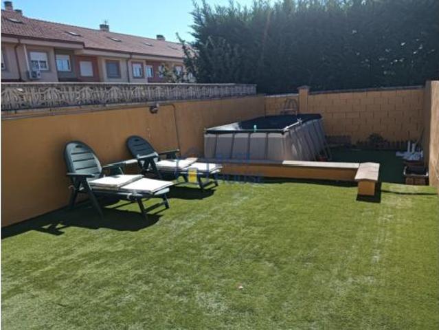 Chalet en venta en Villaquilambre, Castilla y León