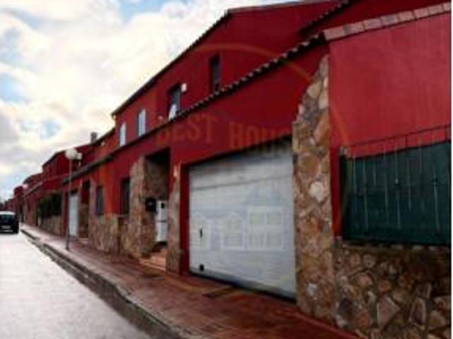 Chalet en venta en Villar De Olalla, Castilla-La Mancha