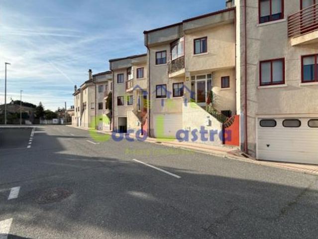 Chalet en venta en Aldeaseca de Armuña, Villares De La Reina