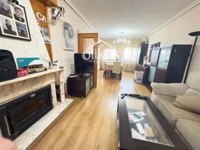 Chalet en venta en Aldeaseca de Armuña, Villares De La Reina