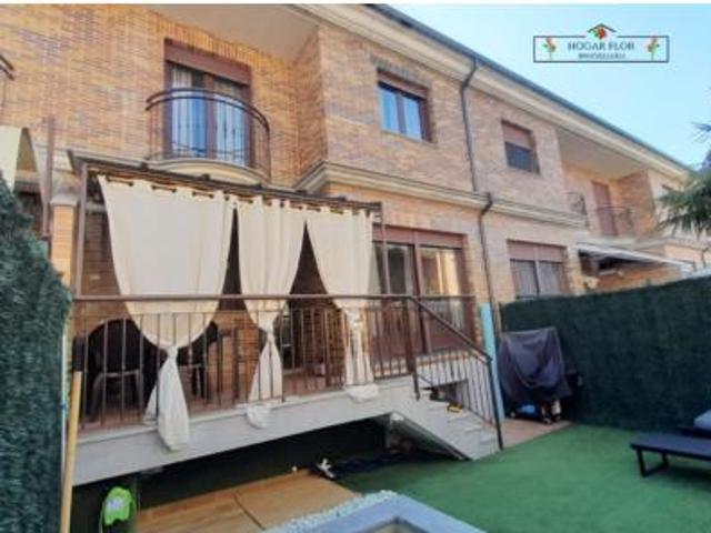 Chalet en venta en Villares De La Reina, Castilla y León