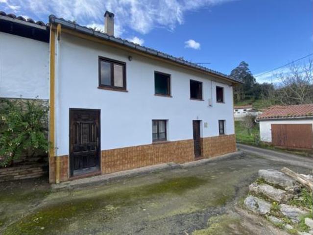 Chalet en venta en El Pedrosu, Villaviciosa