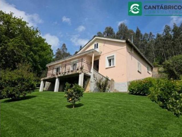 Chalet en venta en Villayón, Asturias