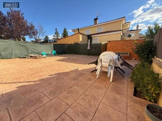 Chalet en venta en Yebes, Castilla-La Mancha