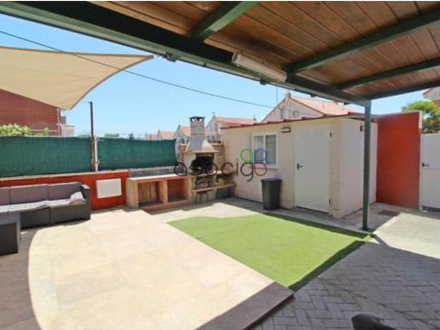 Chalet en venta en Yunquera De Henares, Castilla-La Mancha