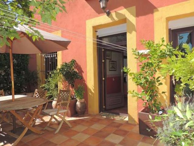 Villa en venta en Yunquera De Henares
