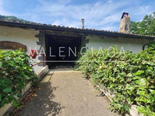 Chalet en venta en Zaldibia, Guipúzcoa