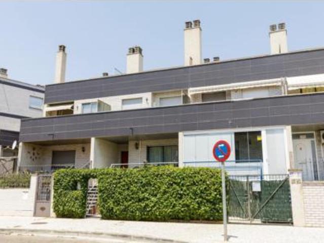Chalet en venta en Santa Isabel, Zaragoza