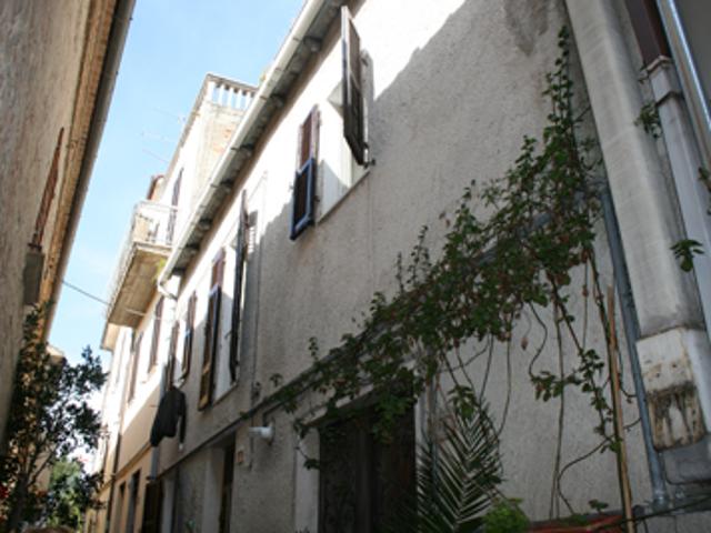 Villa Indipendente in vendita a Marche, Ascoli Piceno