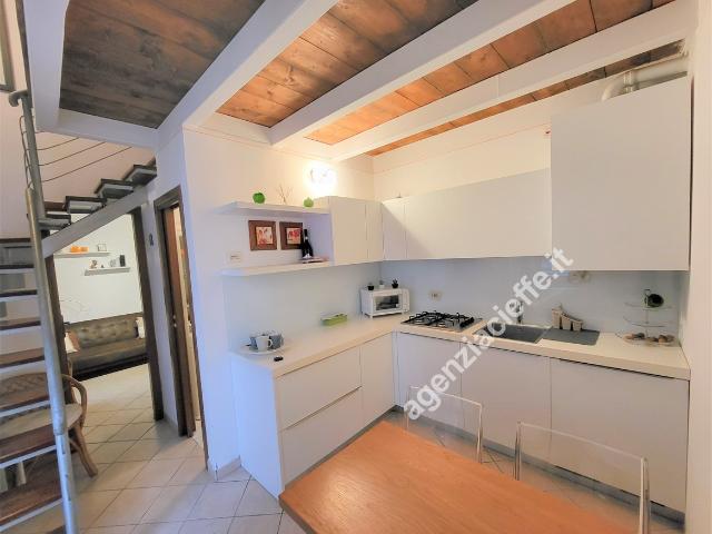 Villa Schiera in vendita a Marina di Massa, Marina Di Massa