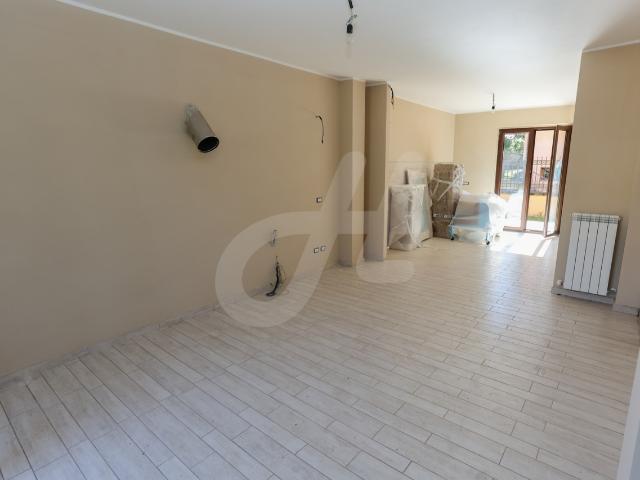 Villa Schiera in vendita a San Giorgio Del Sannio, Campania