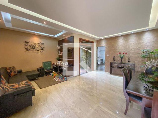 Casa aluguel em Região Geográfica Imediata de Belo Horizonte, Região Metropolitana de Belo Horizonte