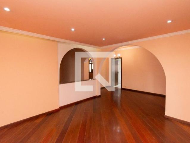 Casa aluguel em Contagem, Água Branca