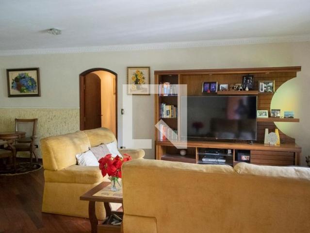 Casa aluguel em Região Imediata de São Paulo, Região Metropolitana de São Paulo