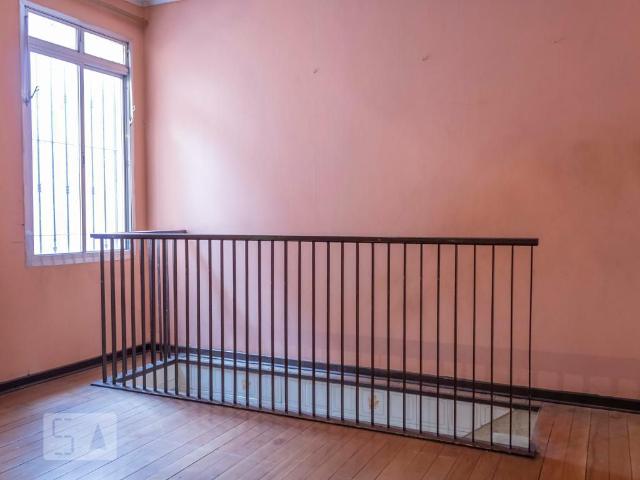 Casa aluguel em Parada Inglesa, Biritiba-Mirim