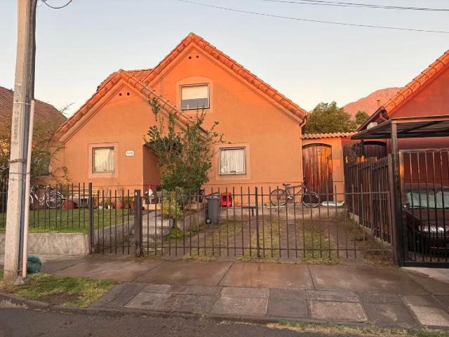 Casa en arriendo en Quinta De Tilcoco, Libertador General Bernardo O'higgins