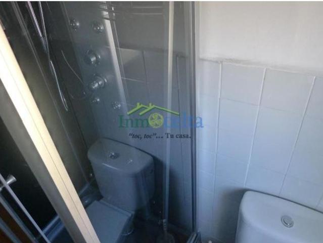 Casa en venta en Montealegre, Ourense