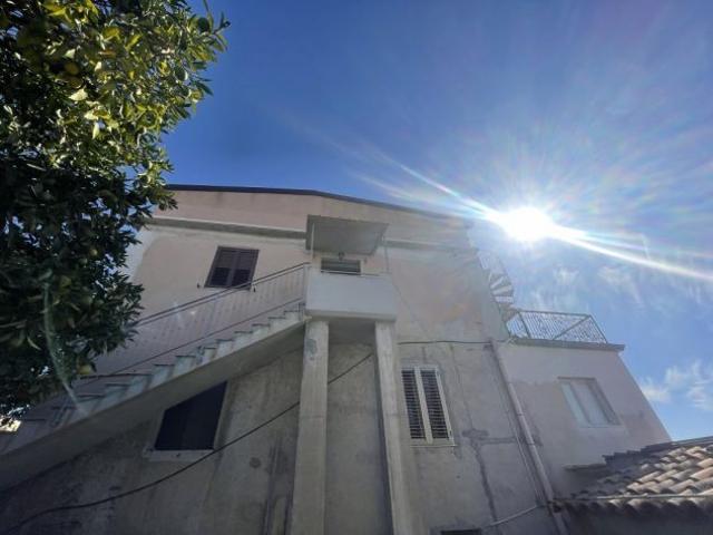 Appartamento in vendita a Calabria, Reggio Calabria