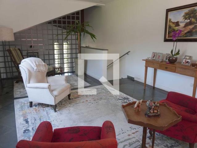 Casa aluguel em Residencial Morada dos Pinheiros, Santana de Parnaíba