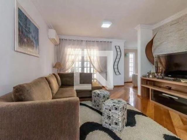 Casa aluguel em Região Imediata de São Paulo, Região Metropolitana de São Paulo