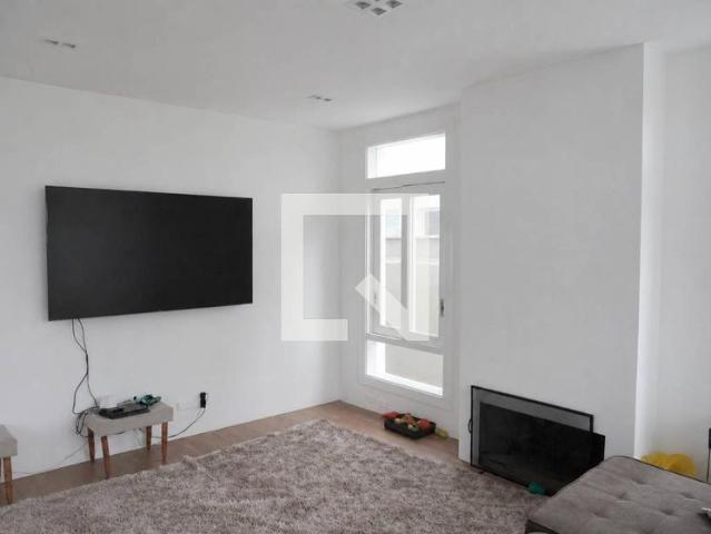 Casa aluguel em Região Imediata de São Paulo, Região Metropolitana de São Paulo