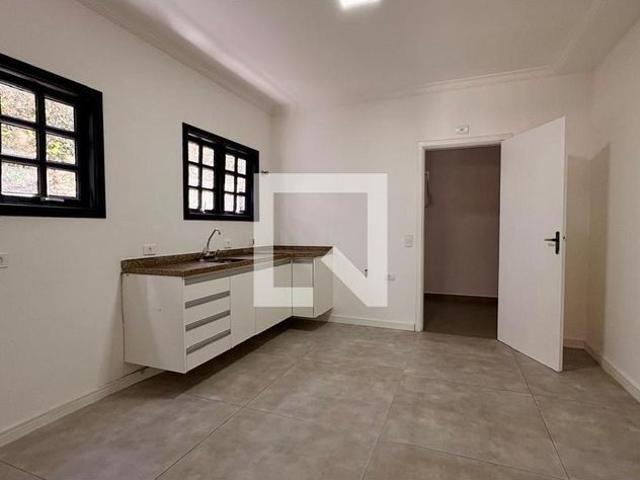 Casa aluguel em Região Imediata de São Paulo, Região Metropolitana de São Paulo
