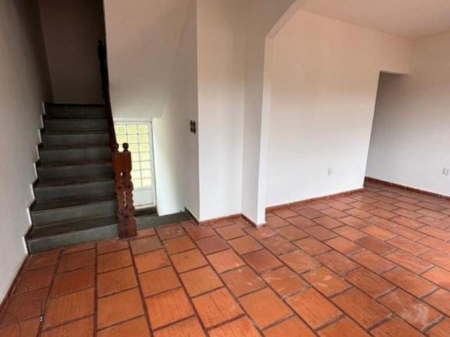 Casa venda em Além Paraíba, Região Geográfica Intermediária de Juiz de Fora