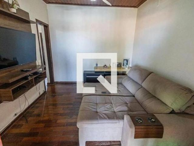 Casa aluguel em Região Geográfica Imediata de Belo Horizonte, Região Metropolitana de Belo Horizonte