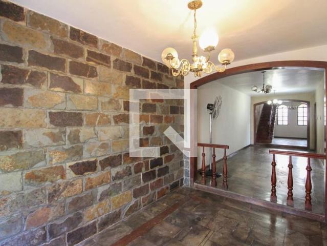 Casa aluguel em Região Geográfica Imediata de Belo Horizonte, Região Metropolitana de Belo Horizonte