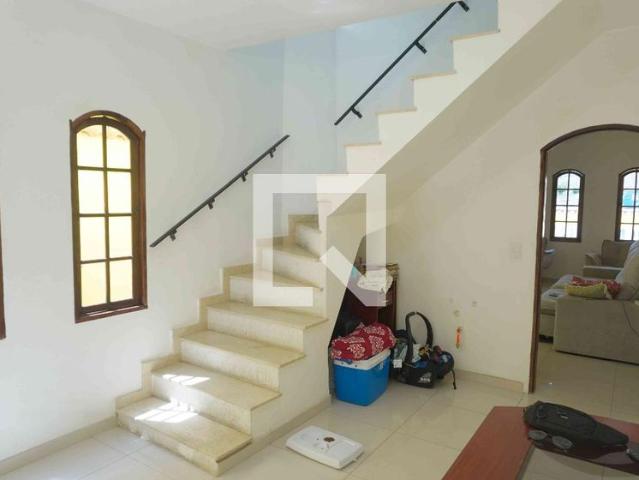 Casa aluguel em Santana de Parnaíba