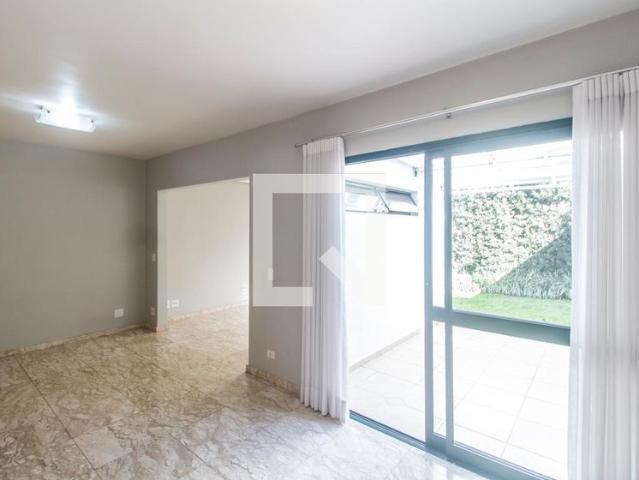 Casa aluguel em Região Imediata de São Paulo, Região Metropolitana de São Paulo