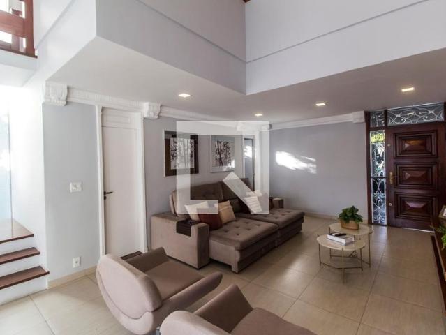 Casa aluguel em Região Imediata de São Paulo, Região Metropolitana de São Paulo