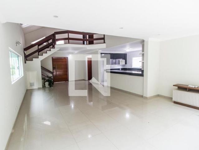 Casa aluguel em Região Imediata de São Paulo, Região Metropolitana de São Paulo