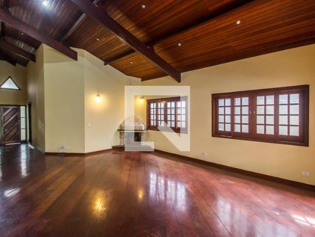 Casa aluguel em Região Imediata de São Paulo, Região Metropolitana de São Paulo