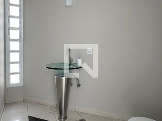Casa aluguel em 18 do Forte Alphaville, Santana de Parnaíba