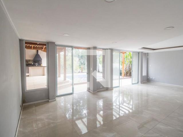 Casa aluguel em Região Imediata de São Paulo, Região Metropolitana de São Paulo