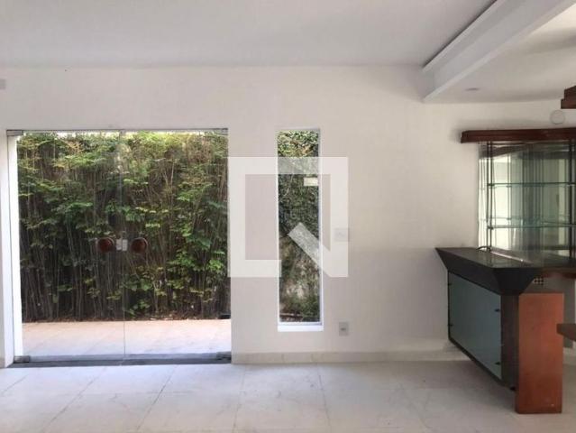 Casa aluguel em Região Imediata de São Paulo, Região Metropolitana de São Paulo