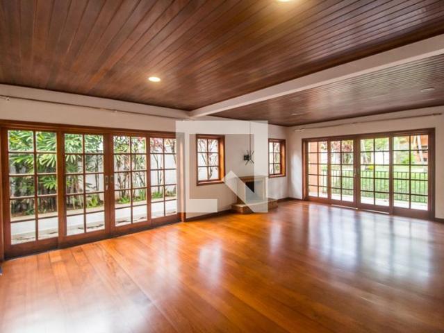 Casa aluguel em Região Imediata de São Paulo, Região Metropolitana de São Paulo