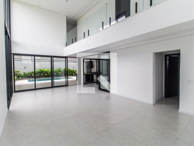 Casa aluguel em Região Imediata de São Paulo, Região Metropolitana de São Paulo