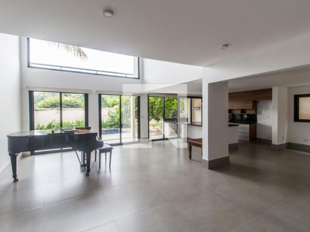 Casa aluguel em Região Imediata de São Paulo, Região Metropolitana de São Paulo