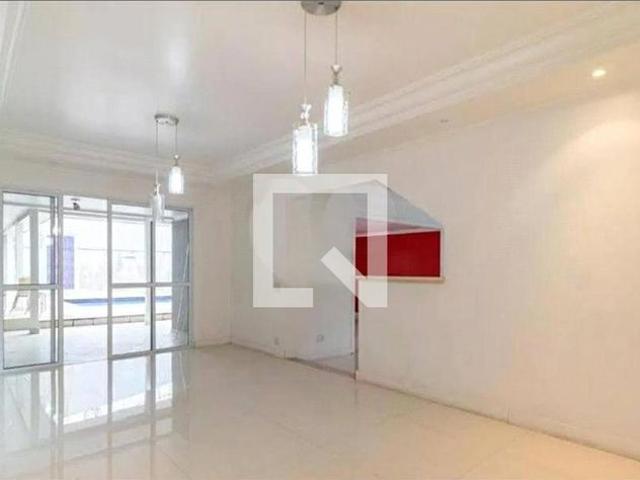 Casa aluguel em Região Imediata de São Paulo, Região Metropolitana de São Paulo