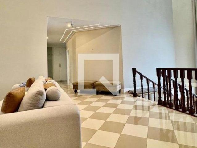 Casa aluguel em Região Imediata de São Paulo, Região Metropolitana de São Paulo