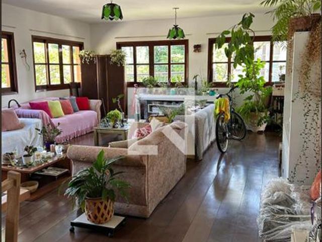 Casa aluguel em Região Imediata de São Paulo, Região Metropolitana de São Paulo