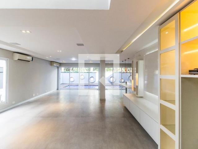 Casa aluguel em Região Imediata de São Paulo, Região Metropolitana de São Paulo