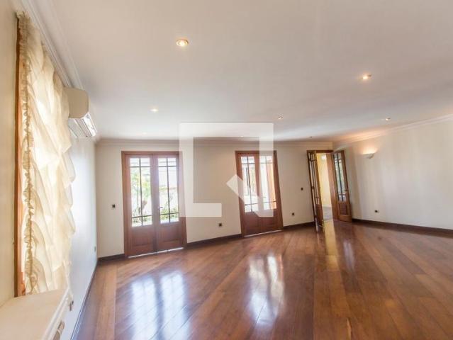 Casa aluguel em SAR 5, Santana de Parnaíba