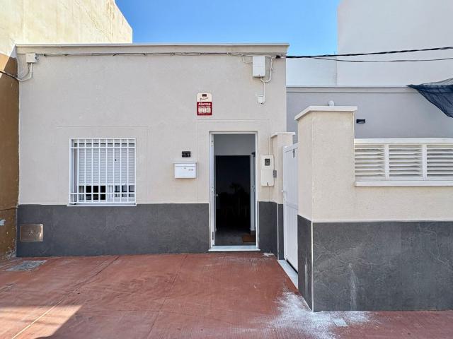 Casa en alquiler en Almería, Nueva Almería