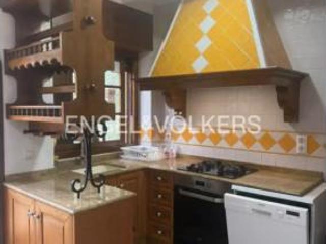 Casa en alquiler en Bétera, València / Valencia