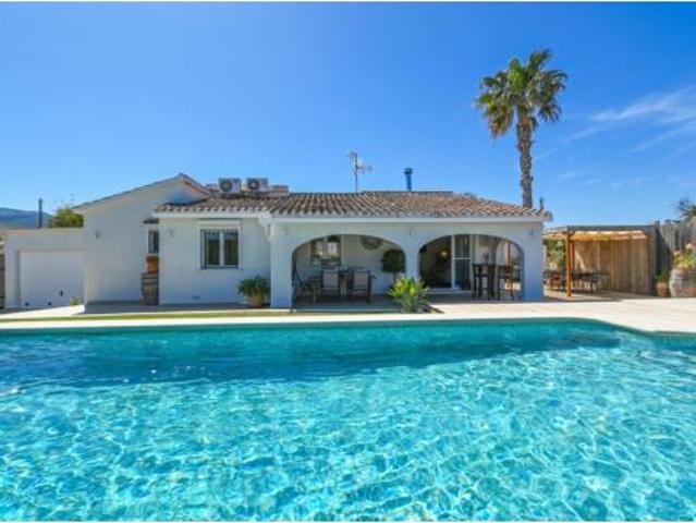 Casa en alquiler en les Marines, la Marina Alta