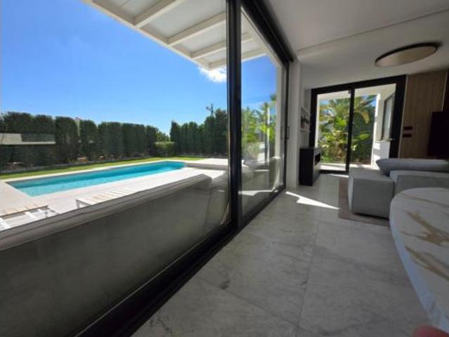 Casa en alquiler en la Marina Baixa, Valencia